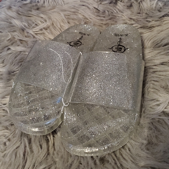 NWOT Sole Mates Glittery Jelly Slides - silver - Picture 2 of 4